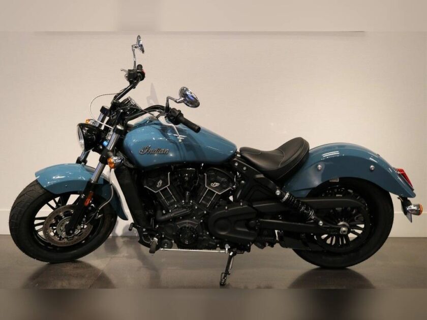 2022 Indian Scout® Sixty ABS Storm Blue - Image 3