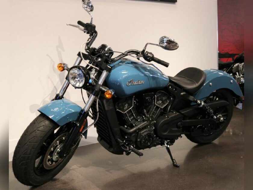 2022 Indian Scout® Sixty ABS Storm Blue - Image 4