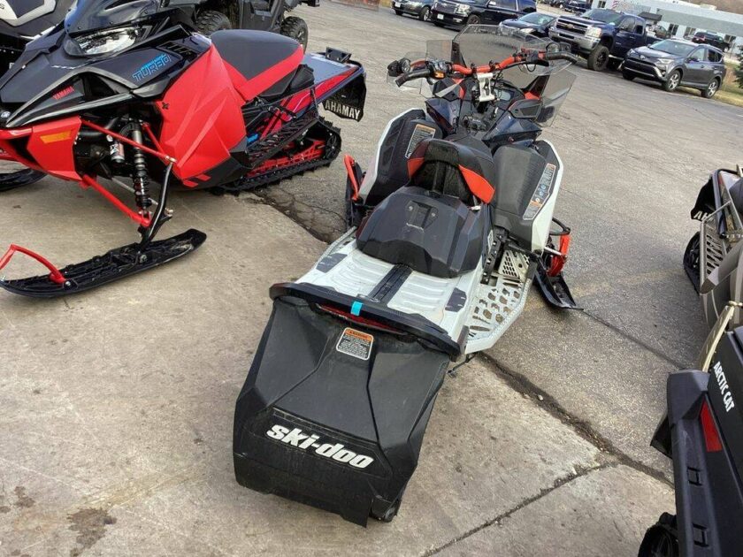 2022 Ski-Doo Snowmobile MXZ X 850 For Sale - Image 5