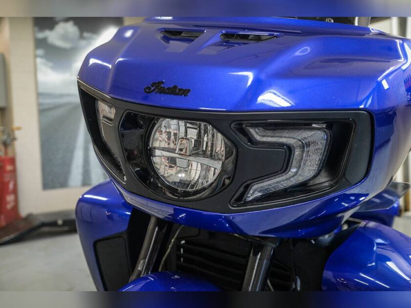 2022 Indian Motorcycle® Pursuit Dark Horse with Premium Package Spirit Blue Met - Image 21