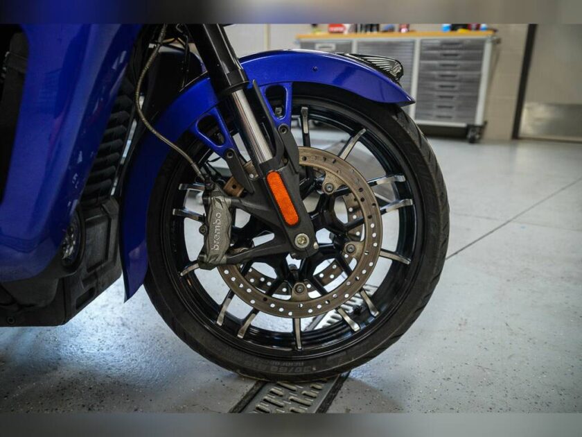 2022 Indian Motorcycle® Pursuit Dark Horse with Premium Package Spirit Blue Met - Image 22