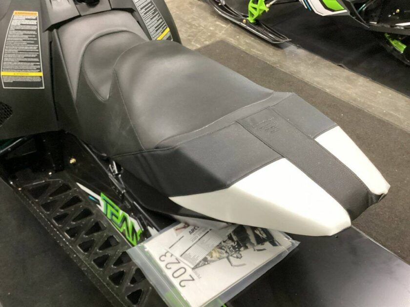 2023 Arctic Cat® Snowmobile ZR 6000 R-XC Manual For Sale - Image 3