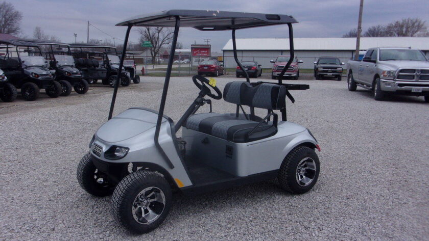 2002 E-Z-GO - Image 6