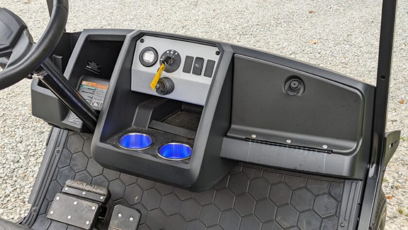 2022 E-Z-GO Express - Image 7
