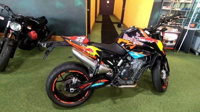 2020 KTM Sportbike Motorcycle 790 Duke - Image 4